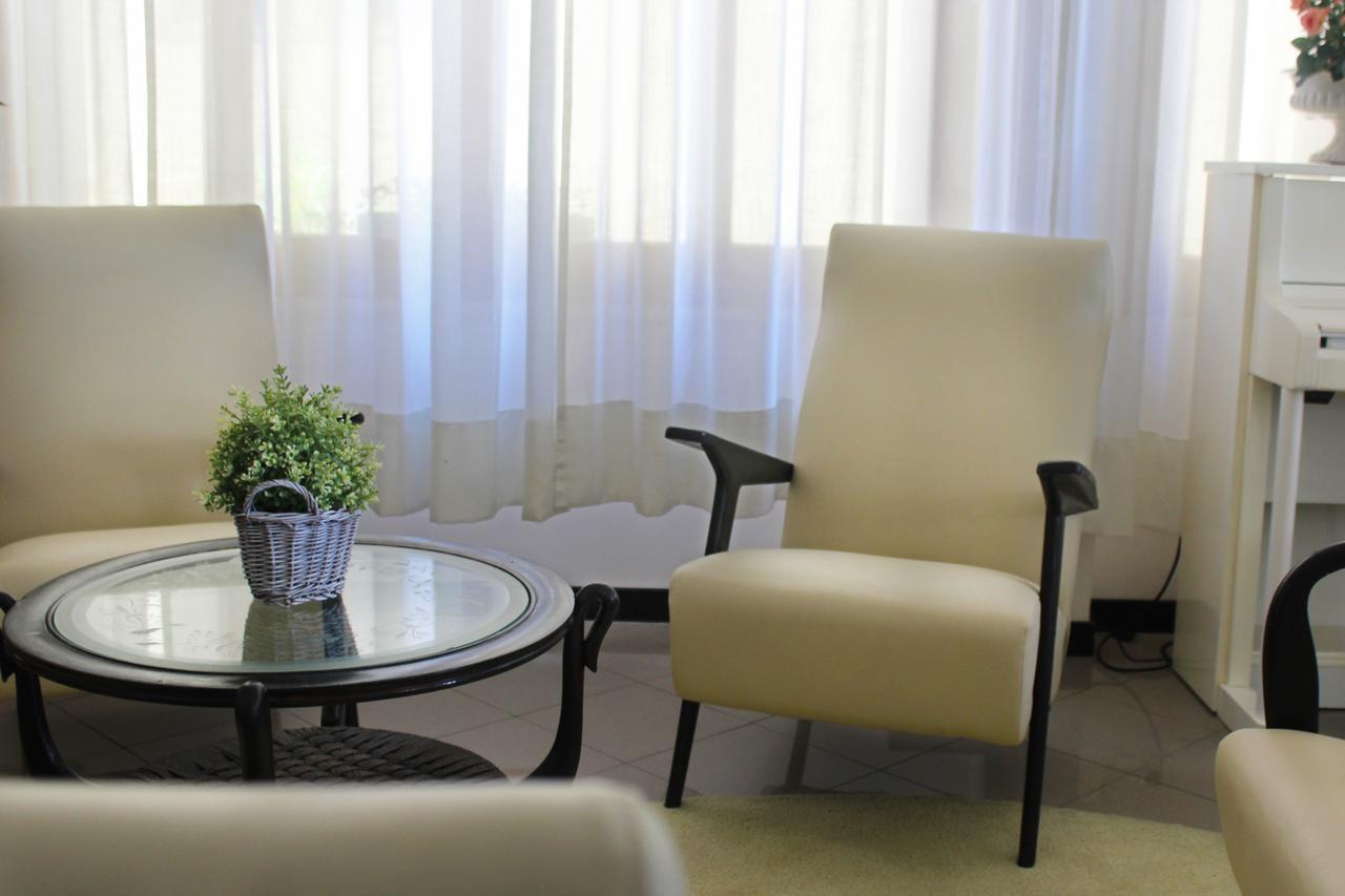 Hotel Lungomare Каттолика Экстерьер фото